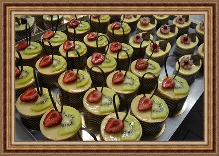 Bergmann Cukrászda Balatonfüred Rendezvények ellátása, sütemény catering service